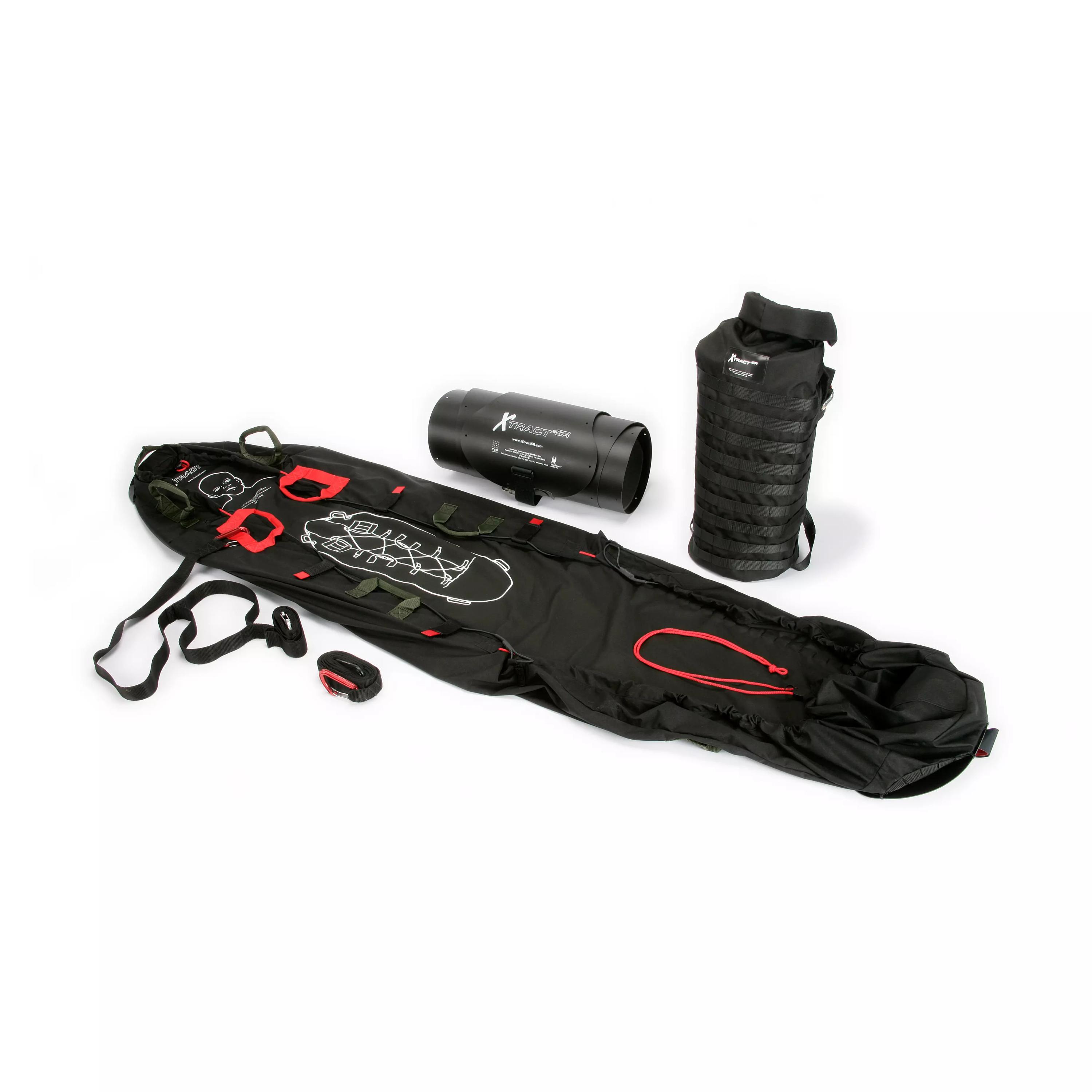 Xtract™ SR Basic Set bestehend aus schwarzem Tragebehälter mit rotem Griff, schwarzer Röhre mit XTRAID-Schriftzug und zwei strukturierten Zylindern.