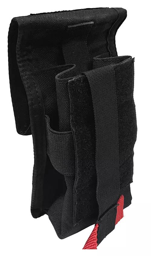 Schwarze taktische Tasche mit mehreren Fächern, Klettverschlüssen und roter Zuglasche aus wasserabweisendem Material, geöffnet dargestellt.