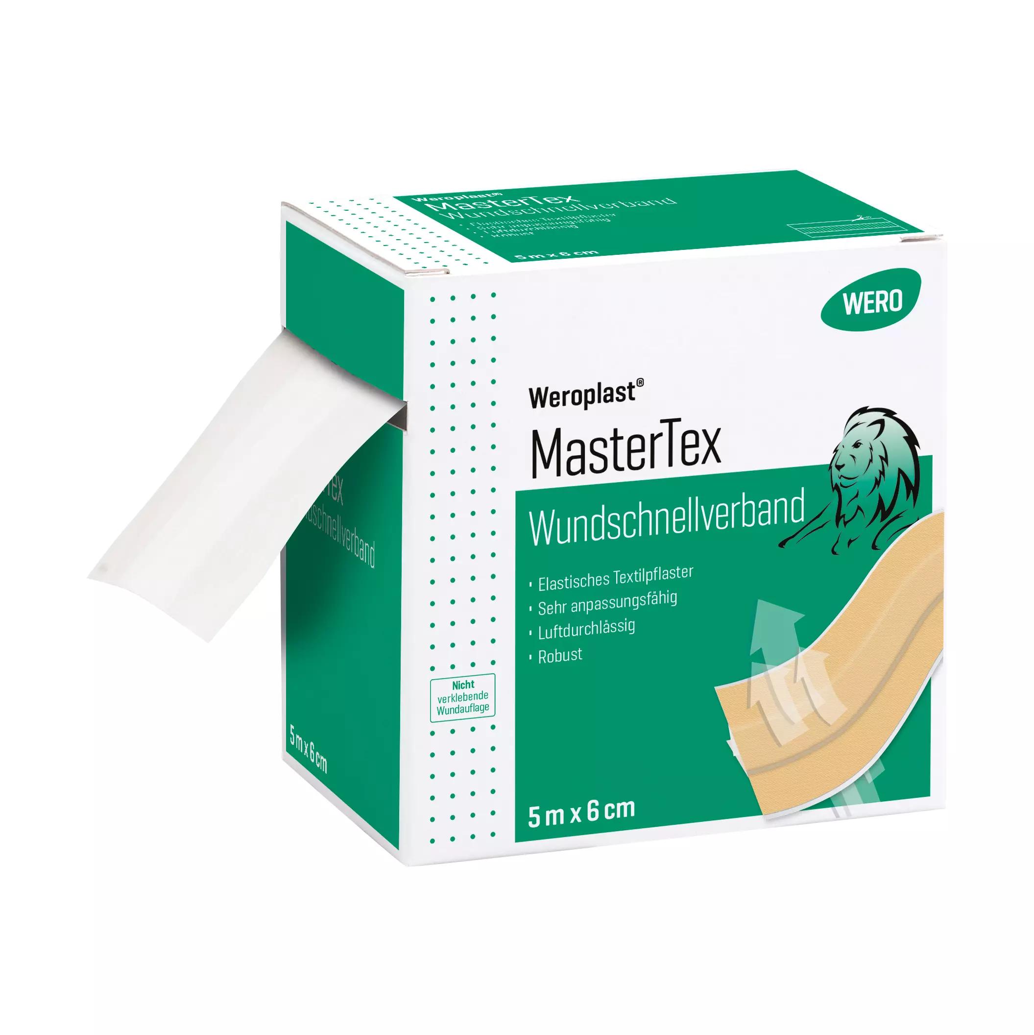 Eine Packung Wundschnellverband Weroplast® MasterTex 6 cm x 5 m mit flexiblem, anpassungsfähigem, textilem Gewebe steht aufrecht, das Bandageende ist teils abgerollt sichtbar.
