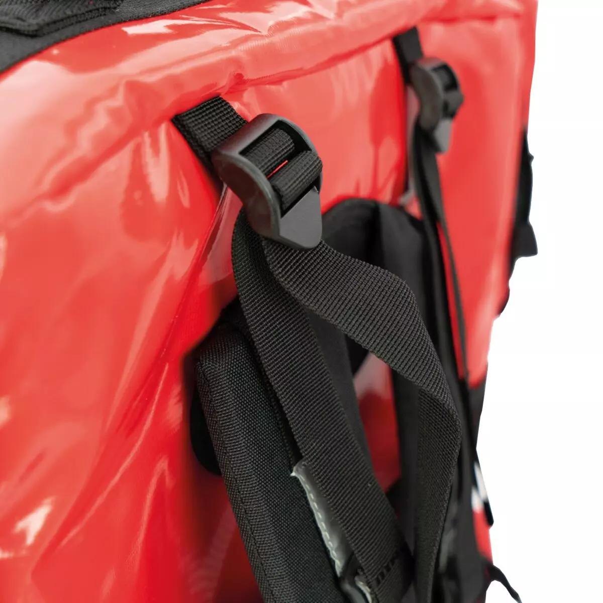 HAN-LIFE Rettungsrucksack PARAMEDIC PLUS aus rotem, PVC-beschichtetem Polyestergewebe mit schwarzen Gurten und robusten Schnallen, geräumig und strapazierfähig.