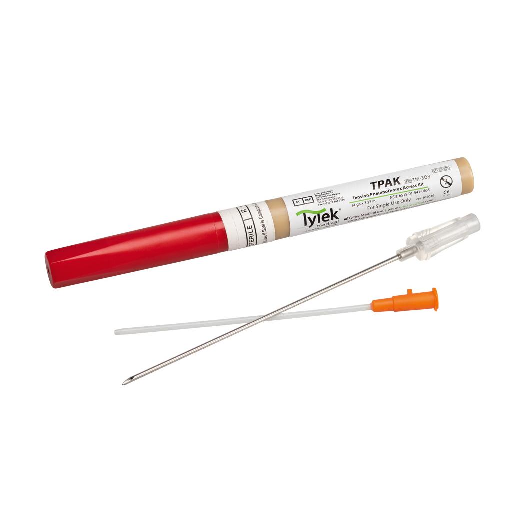 Entlastungspunktionsnadel TPAK mit rotem Kunststoffschaft, transparenter Spitze, scharfer Metallnadel und Luer-Lock-Anschluss für Punktionen.