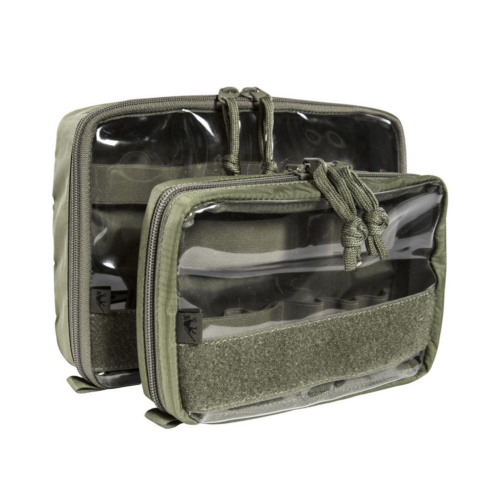 TT Medic Pouch Set VL bestehend aus zwei grünen, rechteckigen Taschen aus robustem Material, eine mit Klarsichtfenster und mehreren Fächern.