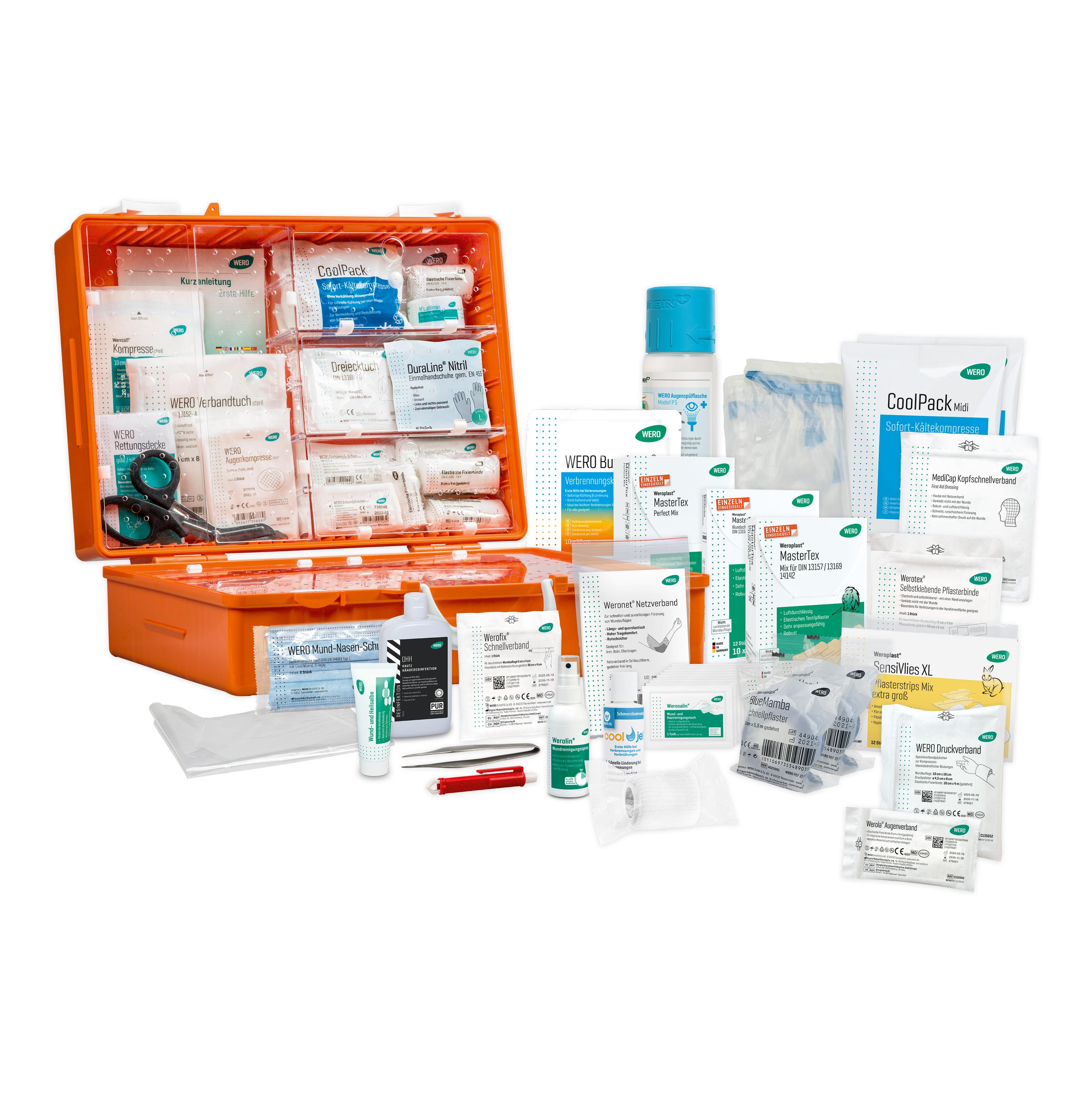 Ein geöffneter Werotop® 450 Erste Hilfe Koffer Universal DIN 13157 zeigt übersichtlich sortierte Füllung nach DIN 13157, Wundreinigungsspray und CoolPack.