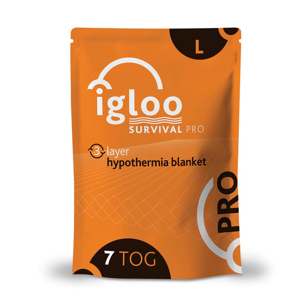 Eine orangefarbene Tasche mit der Aufschrift "igloo Survival Pro", Größe L, enthält eine 7 TOG Hypothermiedecke zur Wärmeerhaltung.
