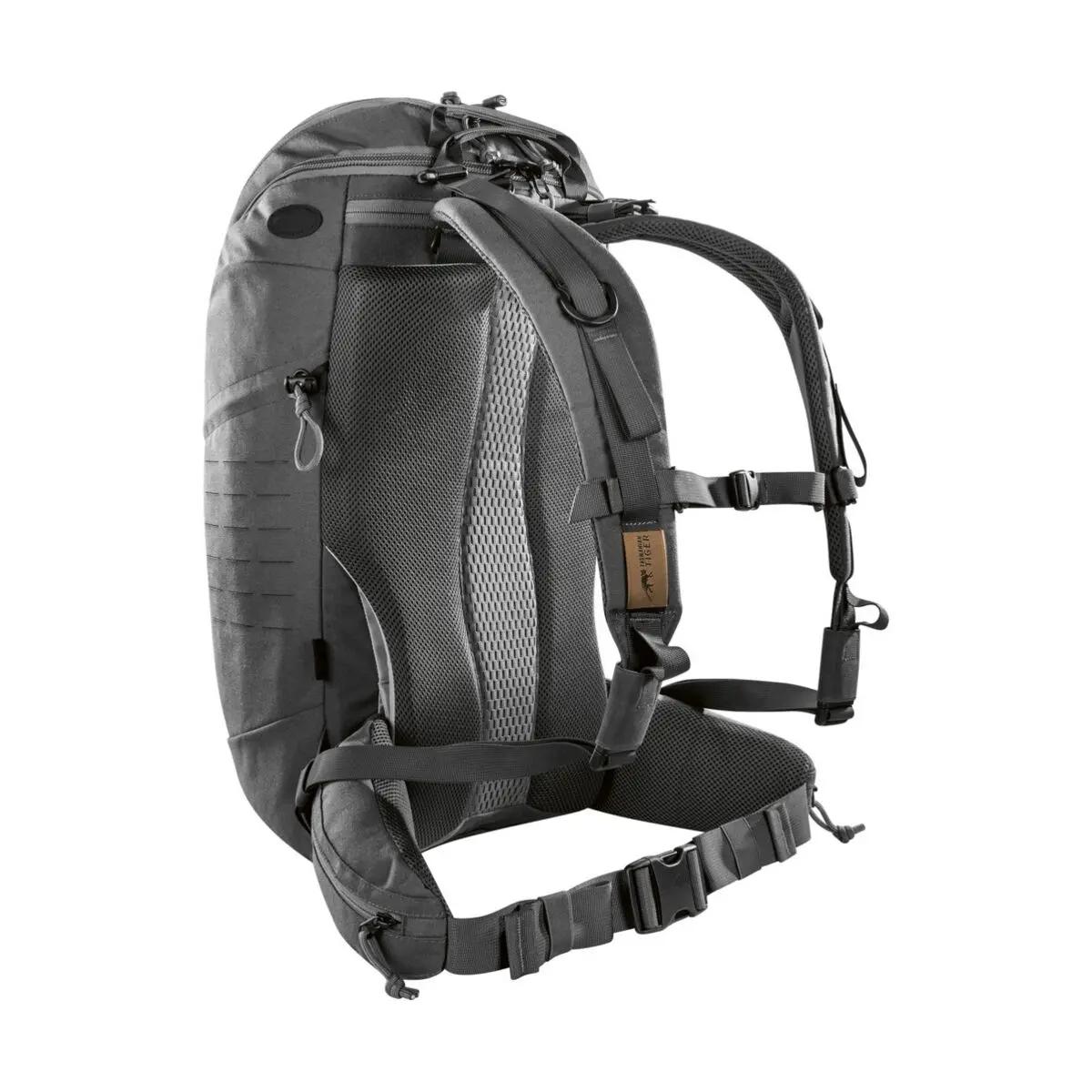 Rucksack TT Modular Pack 30 in anthrazit mit zwei Hauptträgern, Frontöffnung, MOLLE-Lasercut-Elementen und abnehmbaren Hüftflossen.