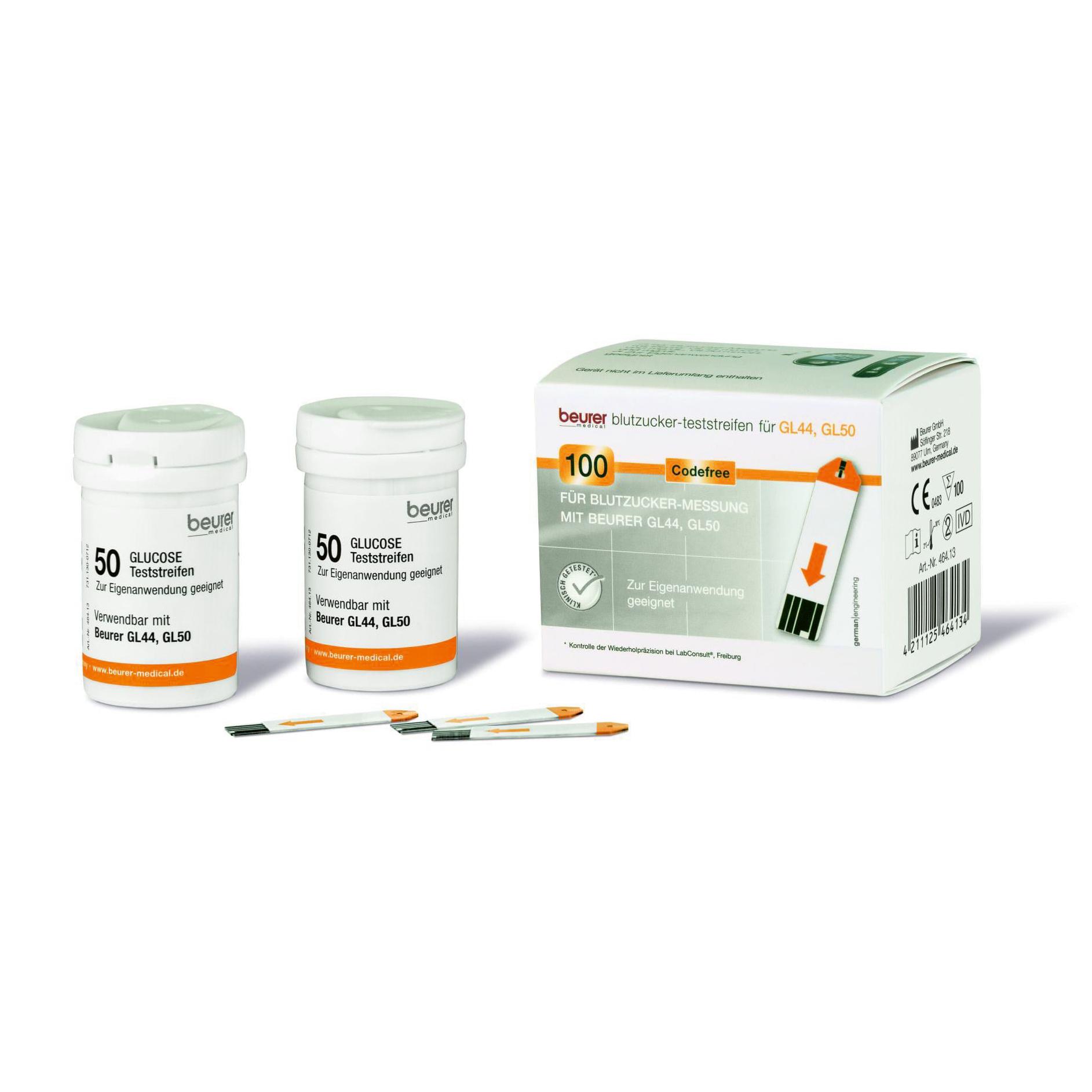 Mehrere Beurer Teststreifen - GL 44/50/55 evo und zugehörige weiße Behälter mit orangefarbenem Etikett sind für die Blutzuckermessung angeordnet.