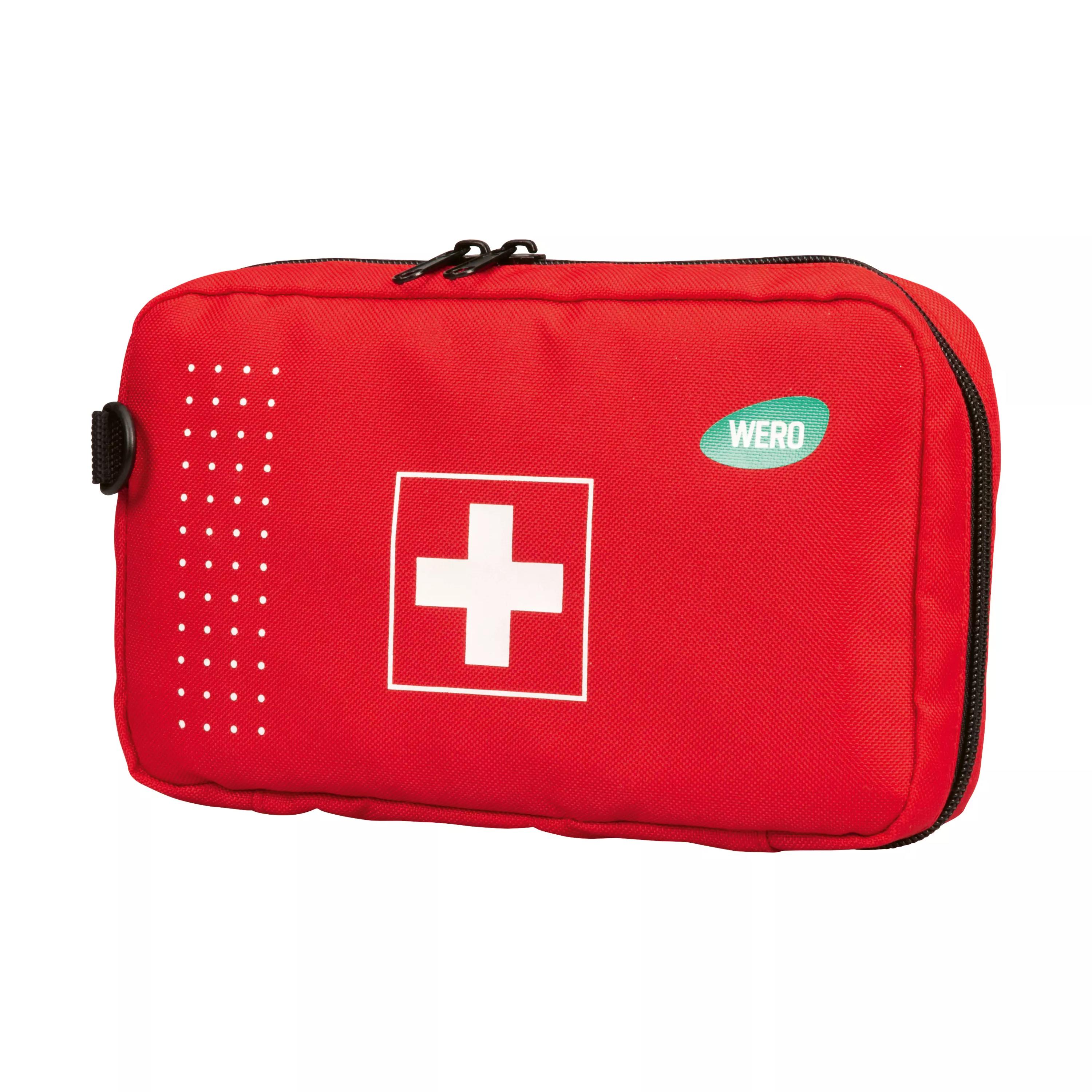 Kompakte Erste Hilfe Tasche WERO On-Tour, leer in leuchtendem Rot mit weißem Kreuz, grünem "WERO"-Emblem und schwarzen Reißverschlüssen.