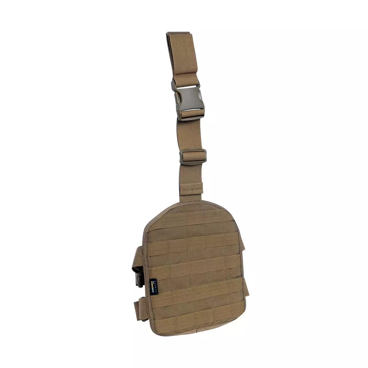 TT Leg Base - Coyote Beinplatte mit MOLLE-System, verstellbarem Gurt und Belüftungsöffnungen für optimale Stabilität und Luftzirkulation.