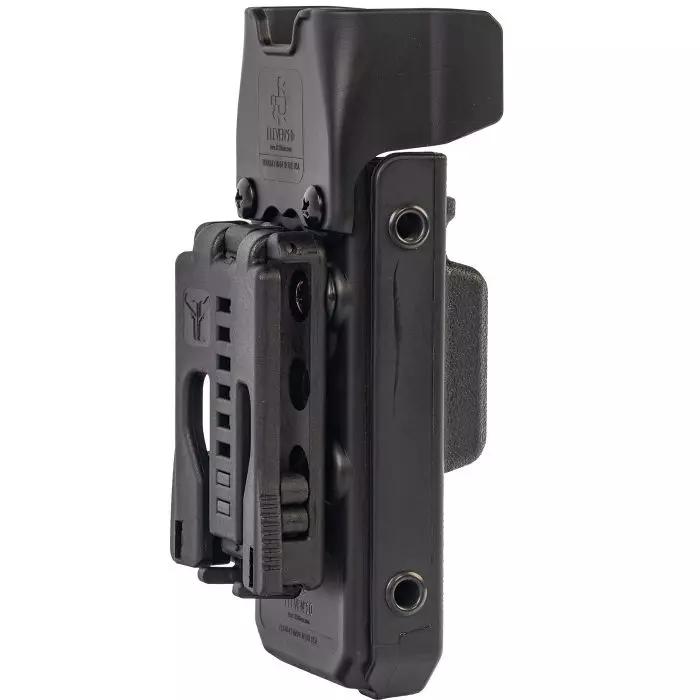 NAR RIGID TQ Case® Gürtelhalter passend für CAT® Gen 7 steht aufrecht, aus schwarzem Kunststoff mit Seiten- und Gürtelclip sowie strukturiertem Design.