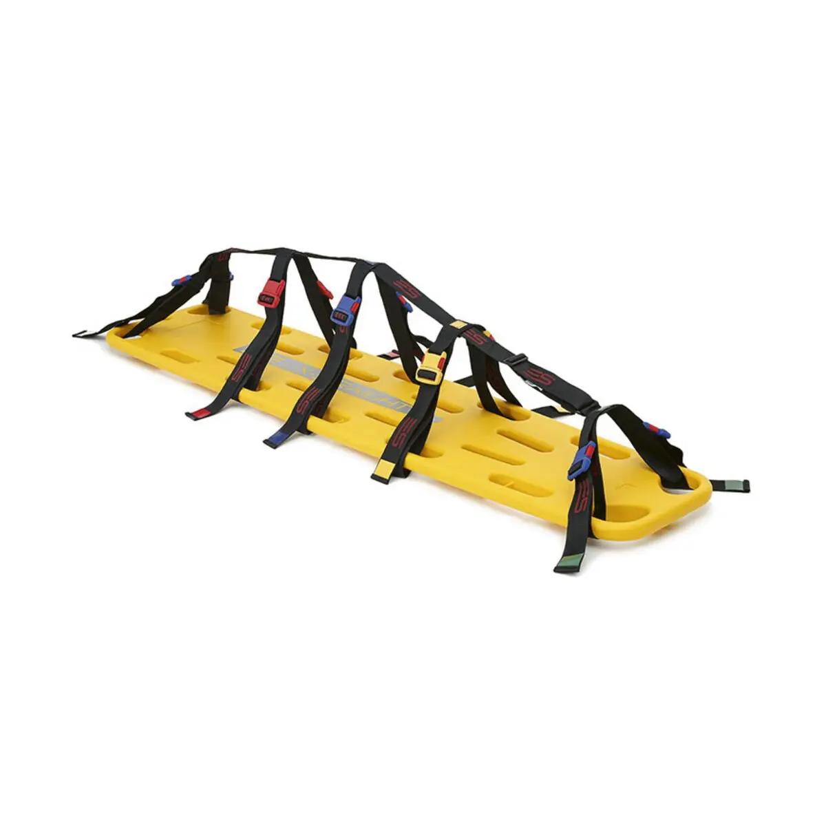 Die Gurtspinne für Spineboard liegt rechteckig und leuchtend gelb mit sechs schwarzen Gurten und bunten Schnallen gleichmäßig verteilt auf einer weißen Fläche.