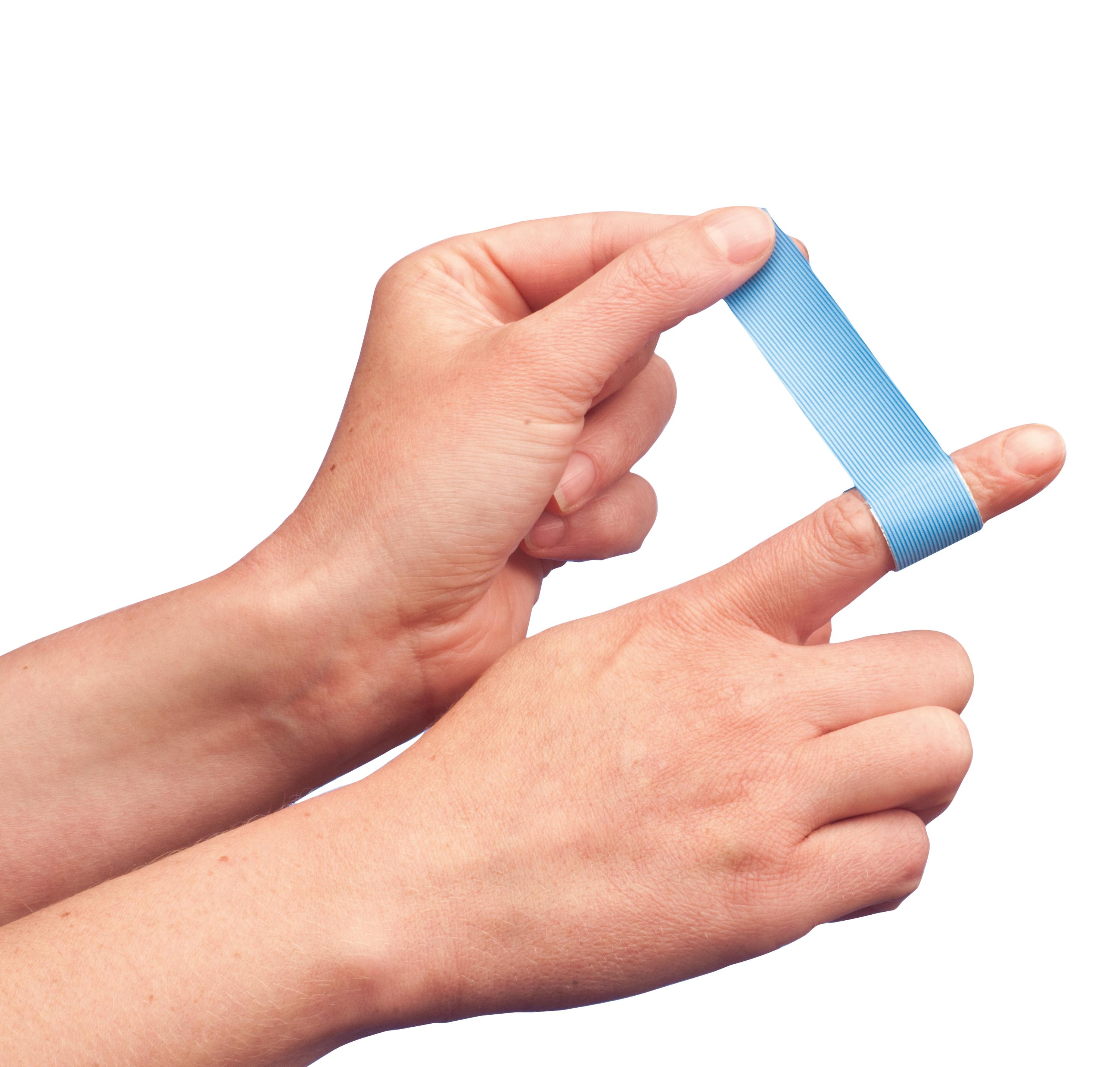 180716_AquaFlexDetect_Fingerpflaster_120x20mm_Anwendung_05