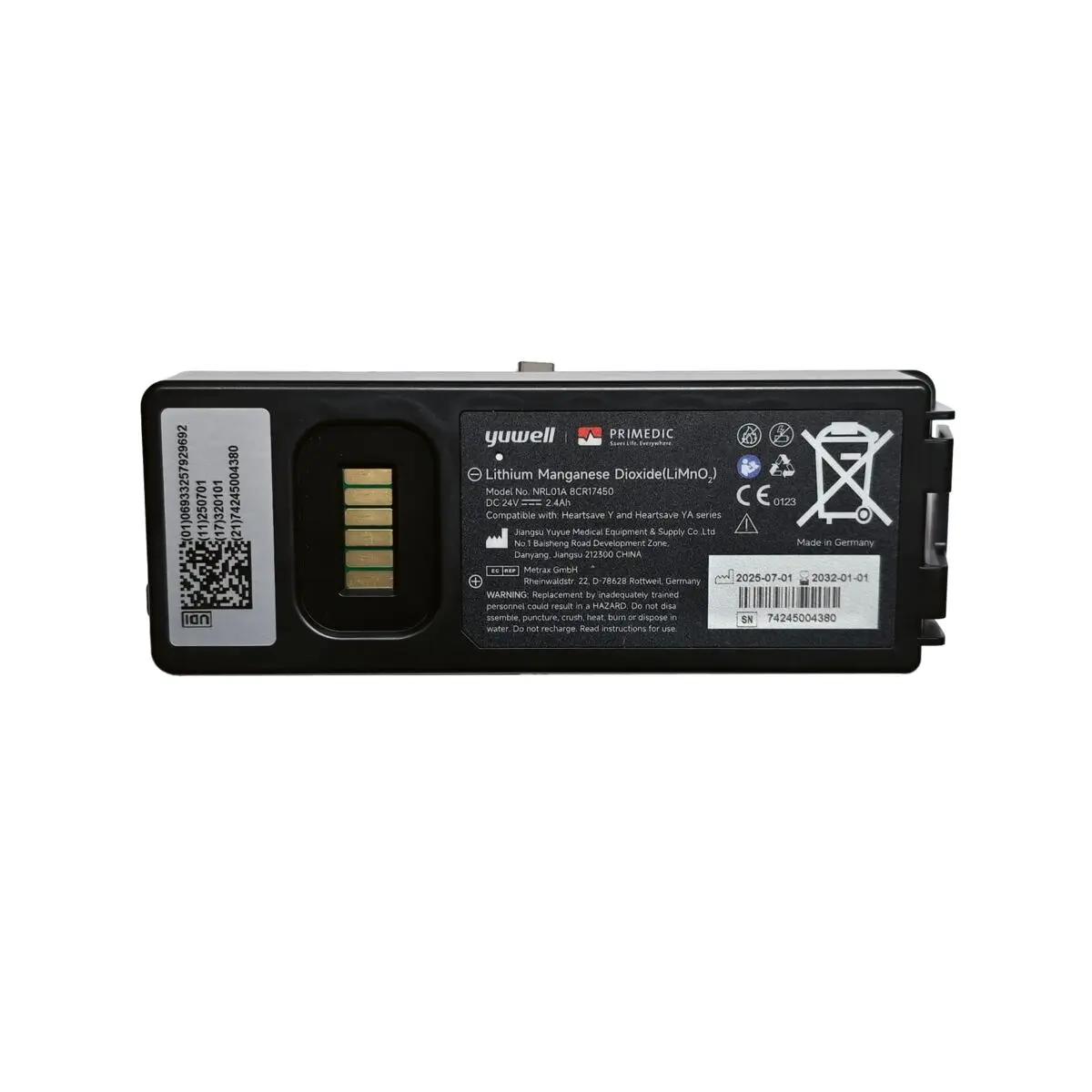 Schwarze Lithium-Batterie für Defibrillator HeartSave Y/YA mit Goldkontakt, Kapazität 4,2 Ah und Standby-Zeit bis zu 5 Jahren, Herstellerangabe auf Label.