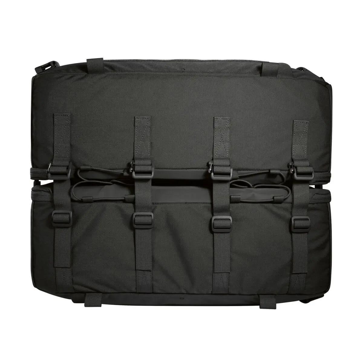 Schwarze TT Medic Container / Transporttaschen aus robustem Material mit mehreren Gurten und Schnallen, verstärktem Oberteil und seitlichem Tragegriff.