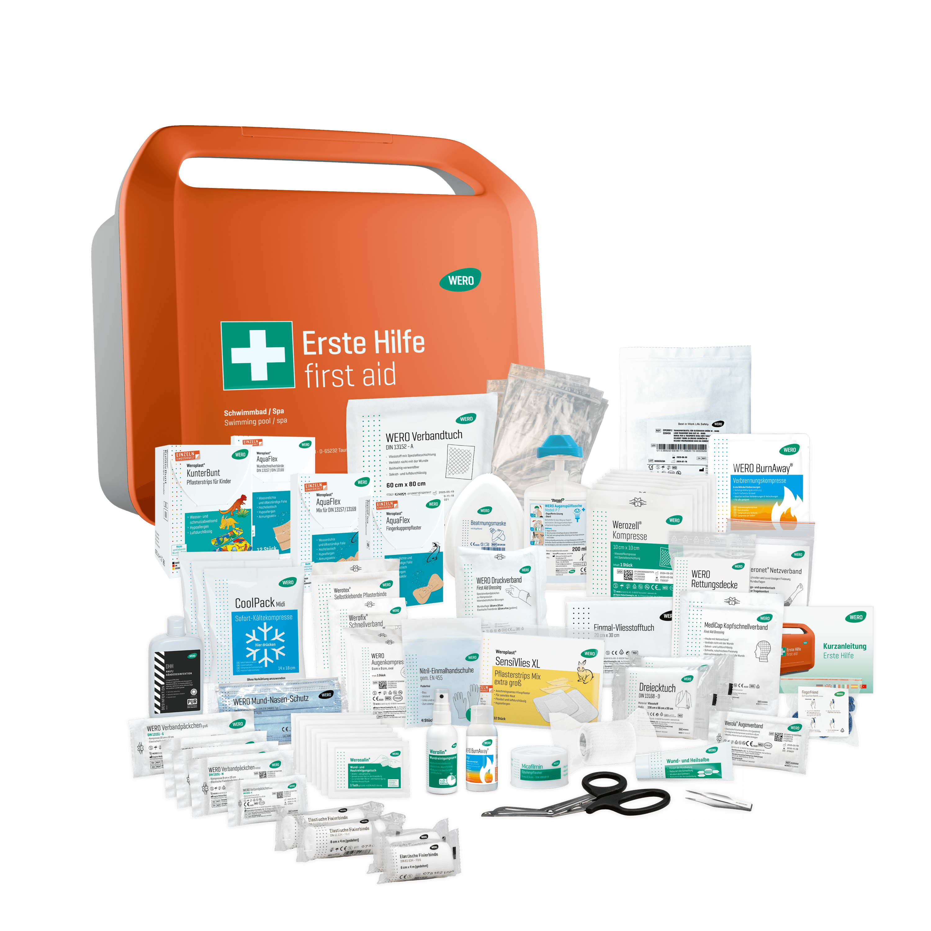 Verschiedene Verbandsmaterialien, Augenspüllösung und Zubehör liegen neben dem signalorangen WERO Smart Case® - Erste-Hilfe-Koffer DIN 13157 für Schwimmbäder.