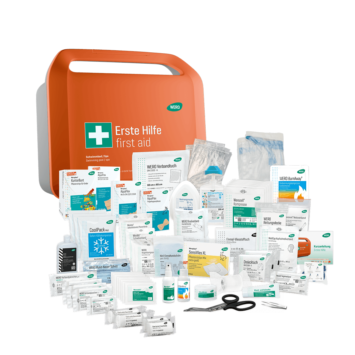 Verschiedene Verbandsmaterialien, Augenspüllösung und Zubehör liegen neben dem signalorangen WERO Smart Case® - Erste-Hilfe-Koffer DIN 13157 für Schwimmbäder.