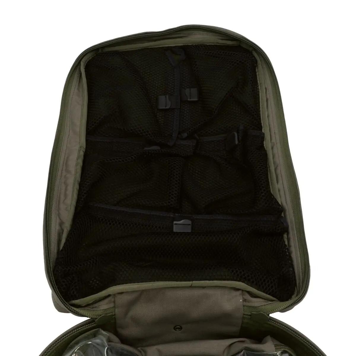 PARAMEDYK® Notfallrucksack - Oliv mit schwarzem Mesh-Taschensystem, Original CORDURA 1100dtex und robusten YKK-Reißverschlüssen, steht offen.