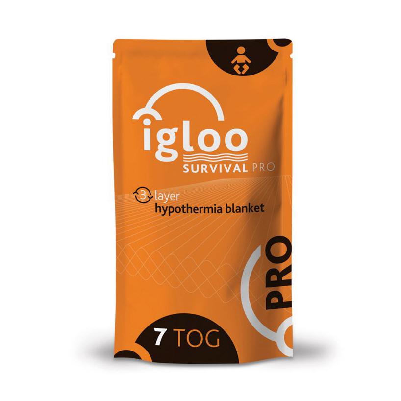 Eine orange Tasche der igloo Survival Pro - Orange, Babydecke zeigt drei Lagen einer Hypothermiedecke, das Label „7 TOG“ und „PRO“ sind sichtbar.