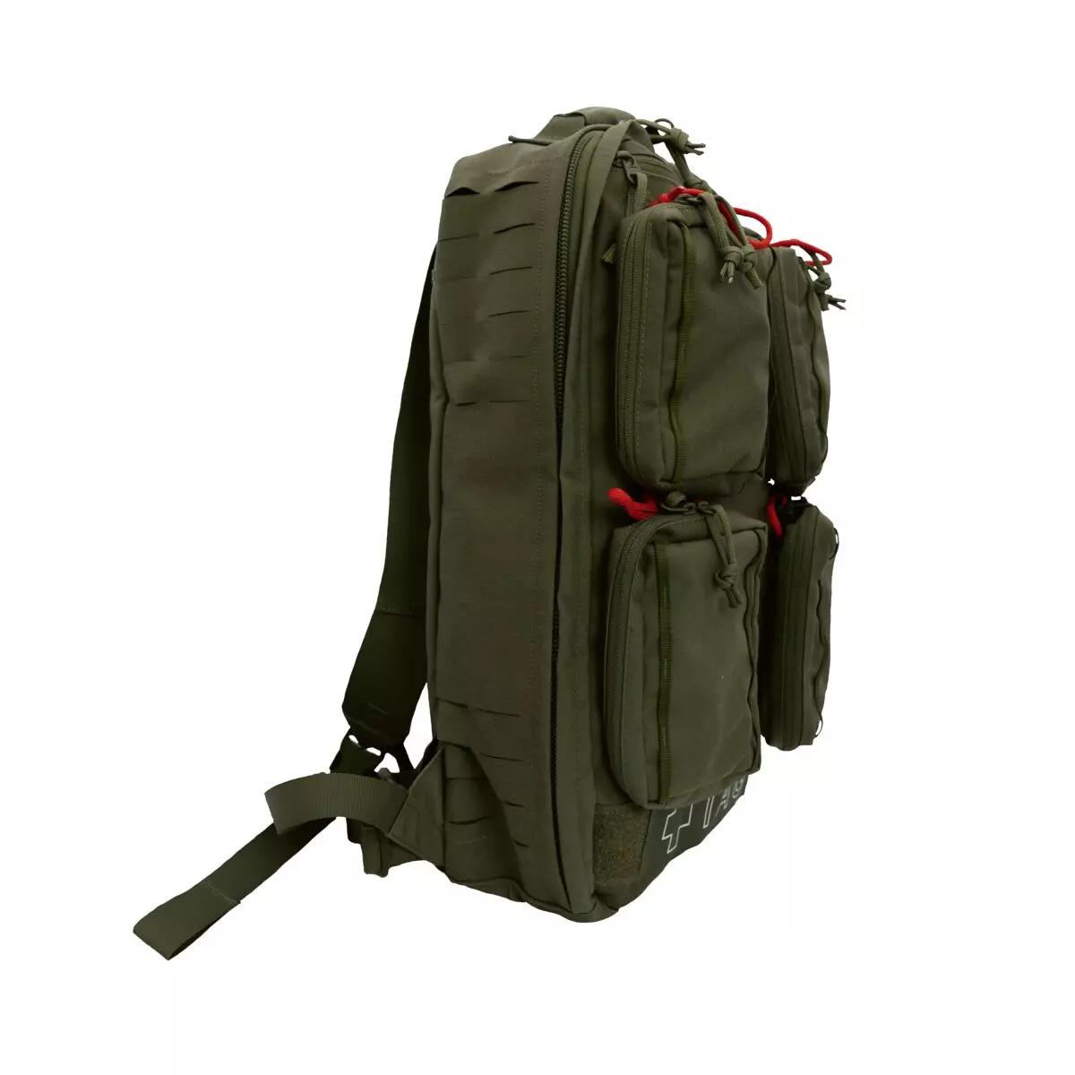 TT Medic Mascal Pack - Oliv Rucksack mit mehreren Fächern, roten Reißverschlüssen und verstärkten Seiten, entwickelt für Notfalleinsätze.