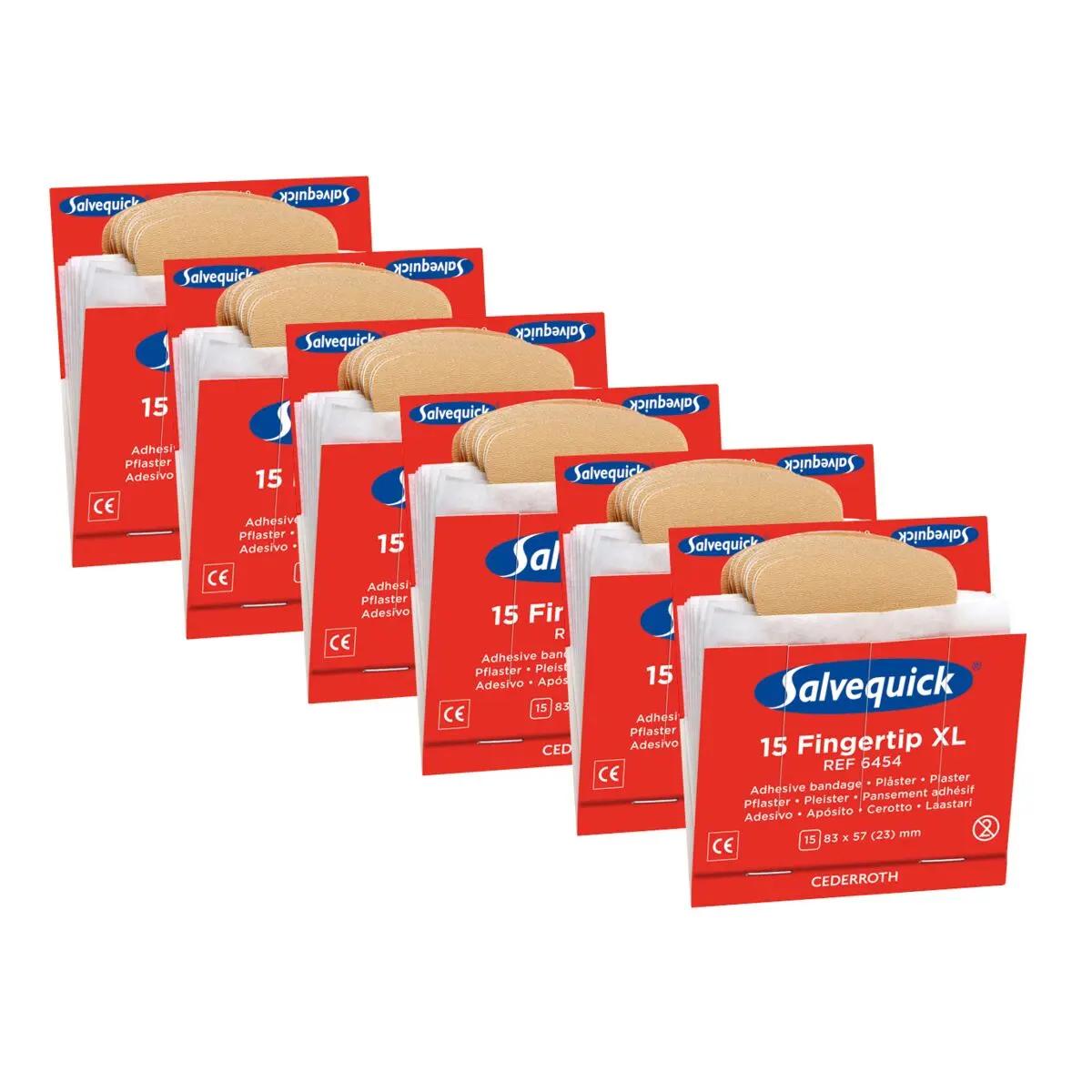 Fünf rote Salvequick® Fingerkuppenpflaster, elastisch, Refill 6454 Boxen mit je 15 Stück sind ordentlich gestapelt, oben leicht geneigt.