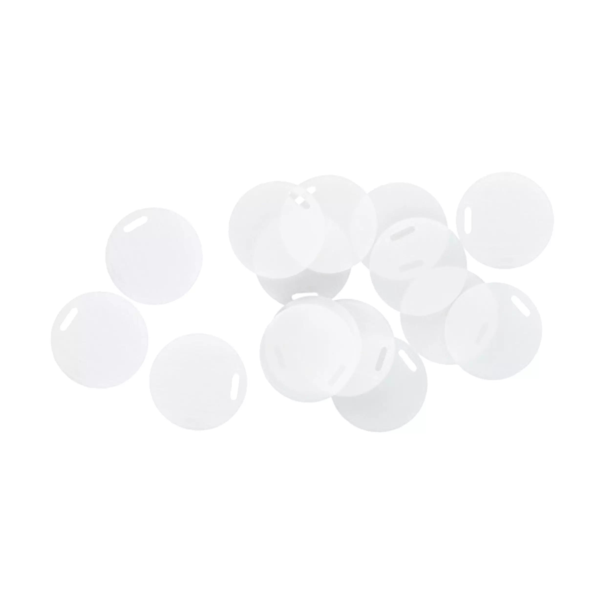 Mehrere durchscheinende Kunststoffelemente aus dem Austausch-Set für BRAYDEN Reanimationspuppe LED liegen locker verteilt nebeneinander.