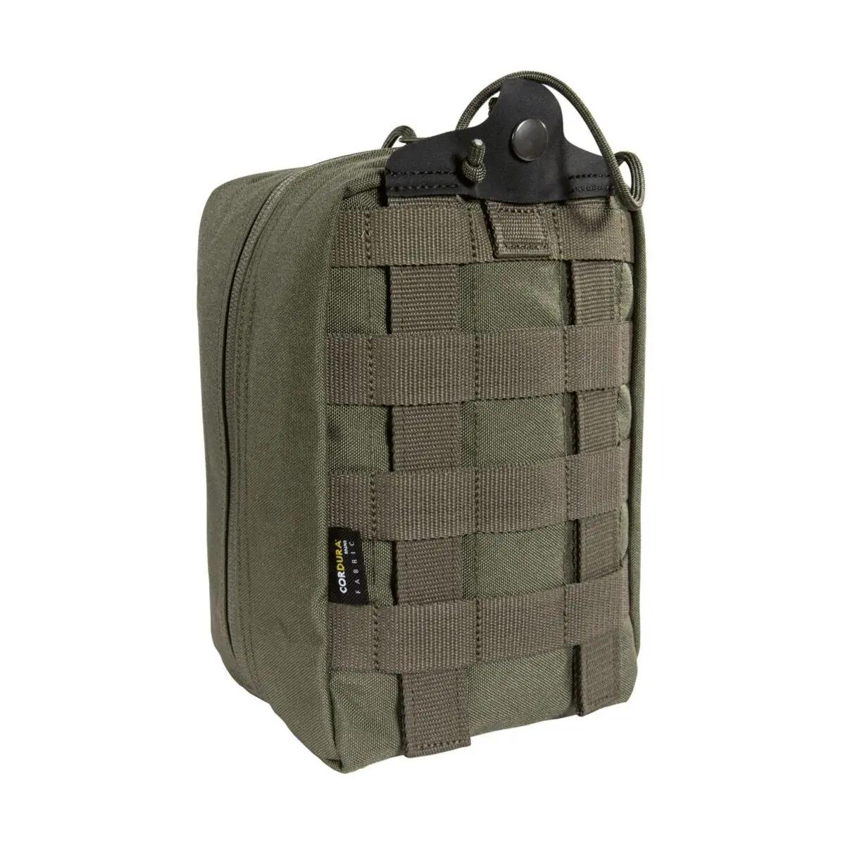 TT Base Medic Pouch MKII in olivgrün mit schwarzem Tragegriff, seitlichem Reißverschluss und horizontalen Frontgurten zur schnellen Erstversorgung.