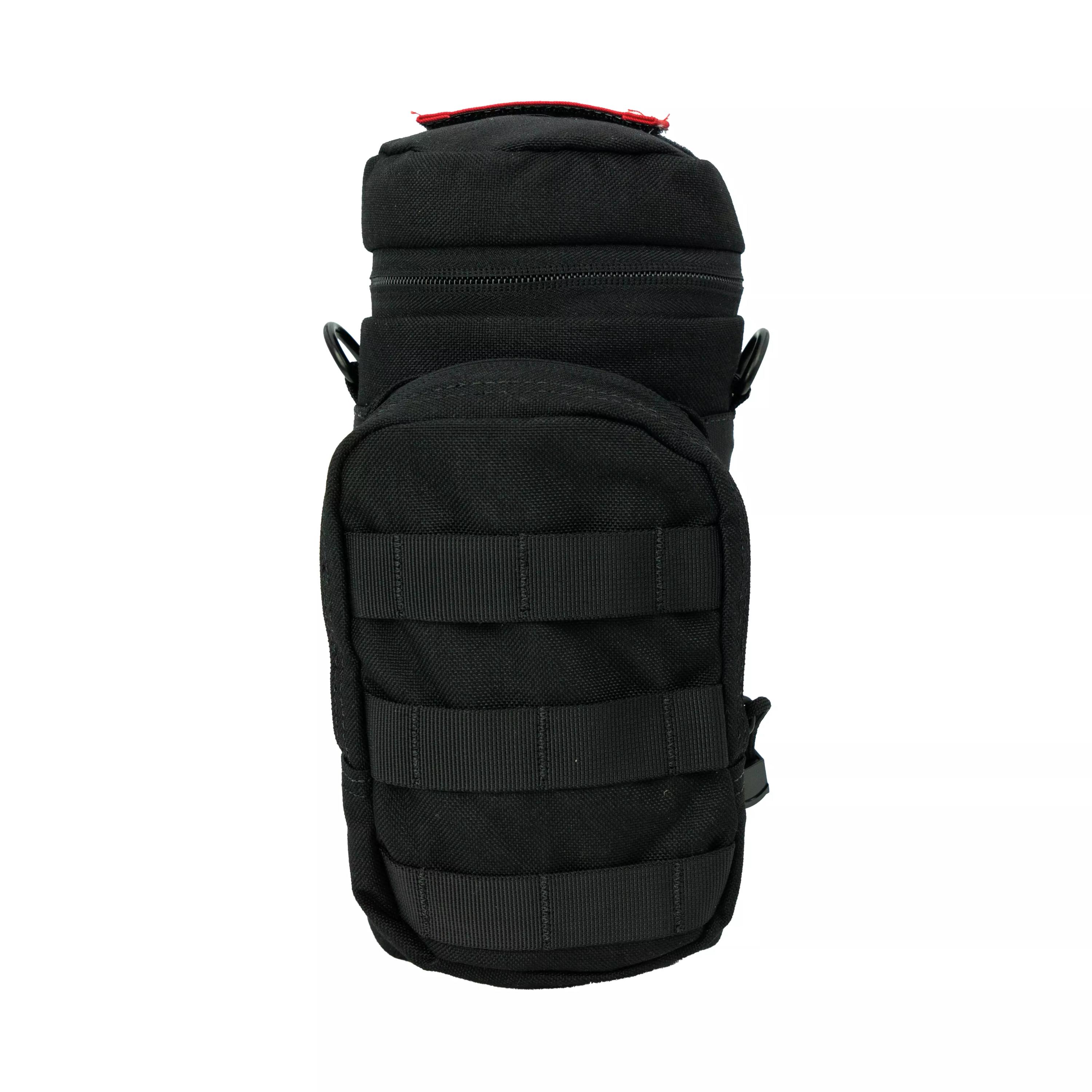 Robuste Rescue Essentials Casualty Evacuation Set Tasche mit rotem Reißverschluss, Frontfach mit Gurtschlaufen und Tragegriff aus widerstandsfähigem Material.