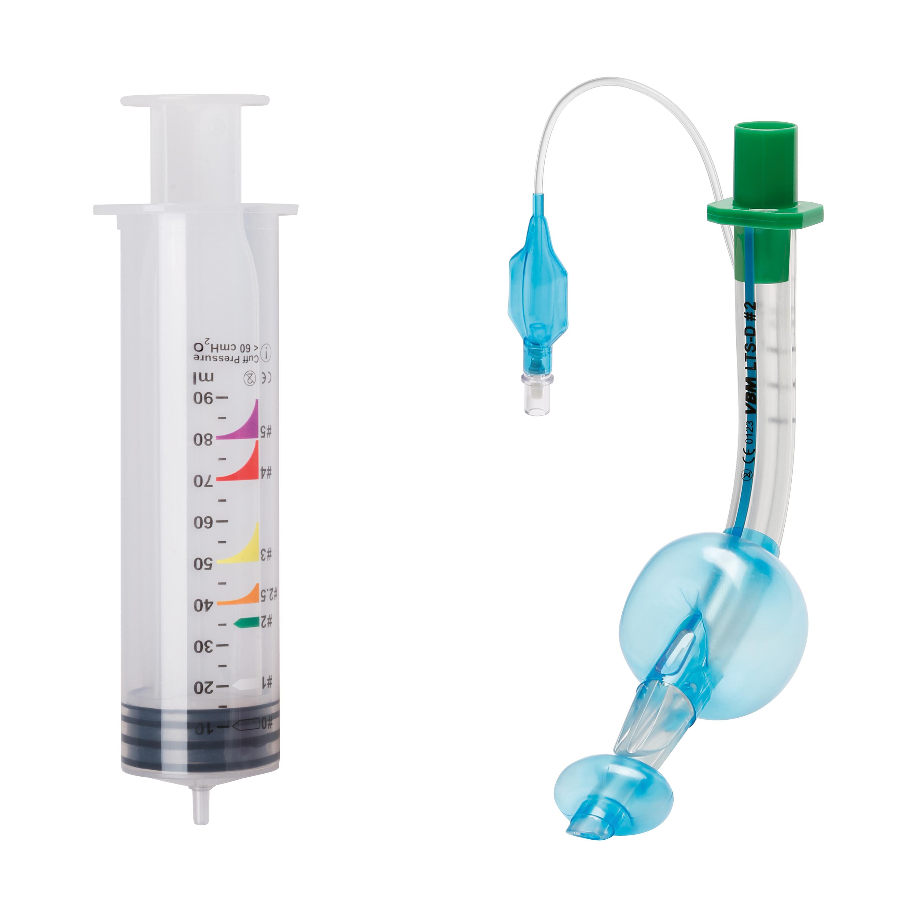 Steriler Larynx Tubus LTS-D, XS, mit transparenter Spritze, blauer Zuleitung und grünem Verschluss, zur Atemwegssicherung im Notfall.