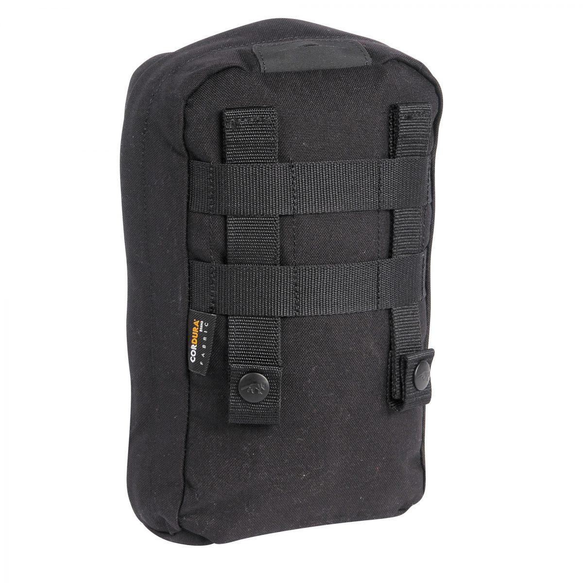 Schwarze TT Tac Pouch 7 mit zwei Tragegriffen sowie seitlichen Klappen, gesichert durch schwarze Gurte und Schnallen aus robustem Canvas.