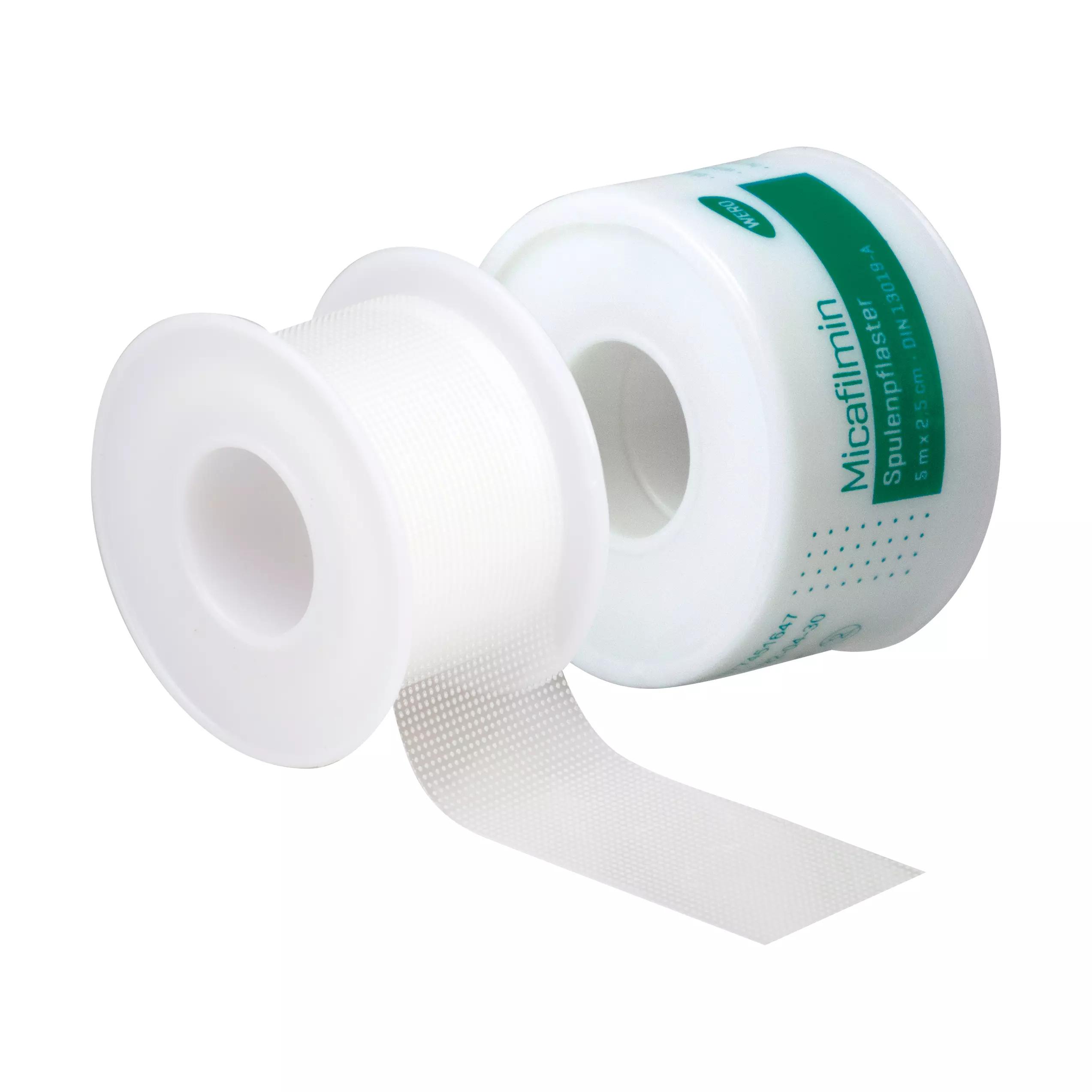 Zwei Rollen Micafilmin-Spulenpflaster, Flex-Pflaster, transparentes medizinisches Fixierpflaster zur sicheren Befestigung von Verbandsmaterial.