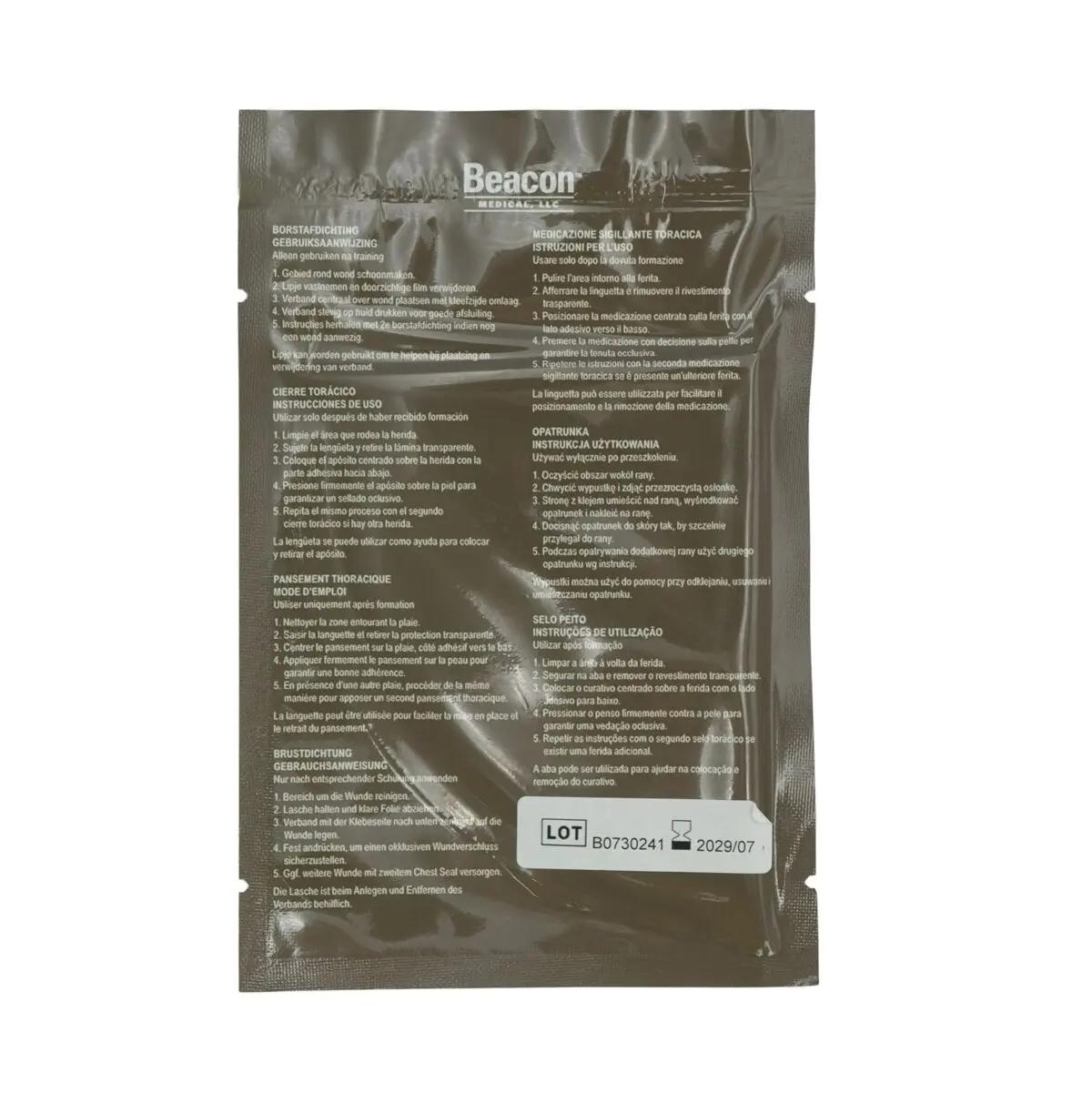 Rechteckige, braune Verpackung des Beacon™ Chest Seal - vented, 1 Stk mit Produktinformationen, Hydrogel-Klebstoff und vier Ventilen aufgedruckt.
