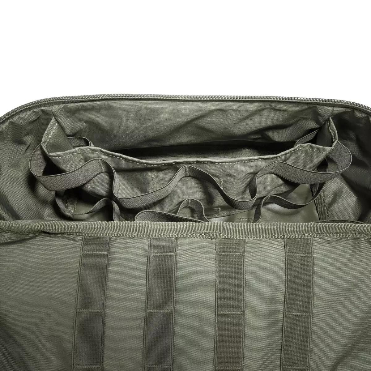 TT Medic Hip Bag IRR aus robustem, wasserabweisendem Material, geöffnet mit organisiertem Innenfach, elastischen Gurten und verstärkten Taschen.